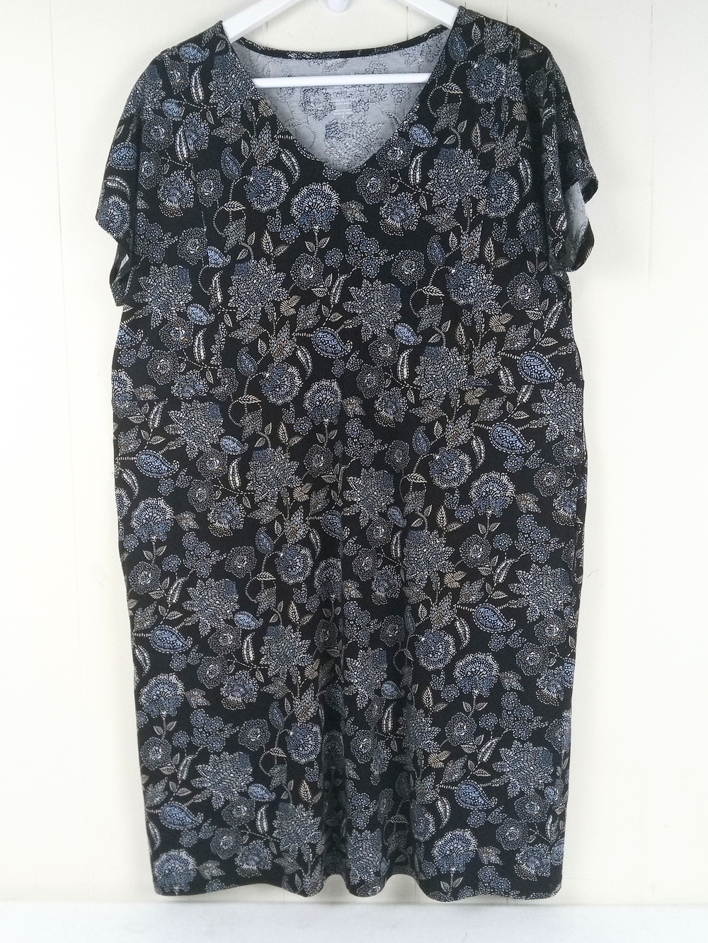 Pure Jill Women's Black Floral V-Neck Dress Blue/Gray Print Organic Cotton M